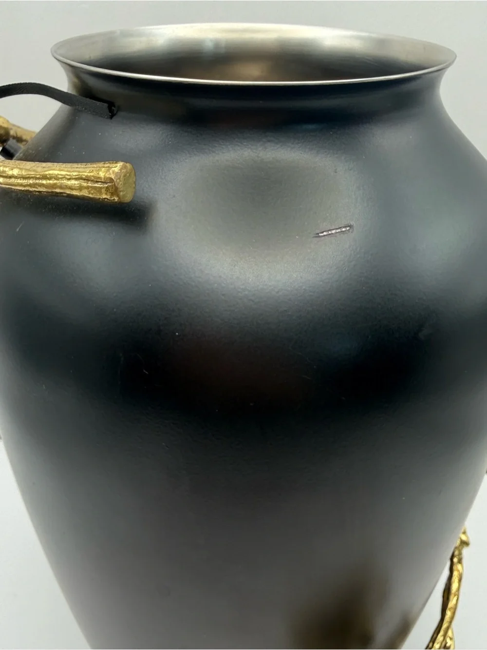 Michael Aram Dahlia Vase Medium Black & Gold Brass Floral Designer Decor
